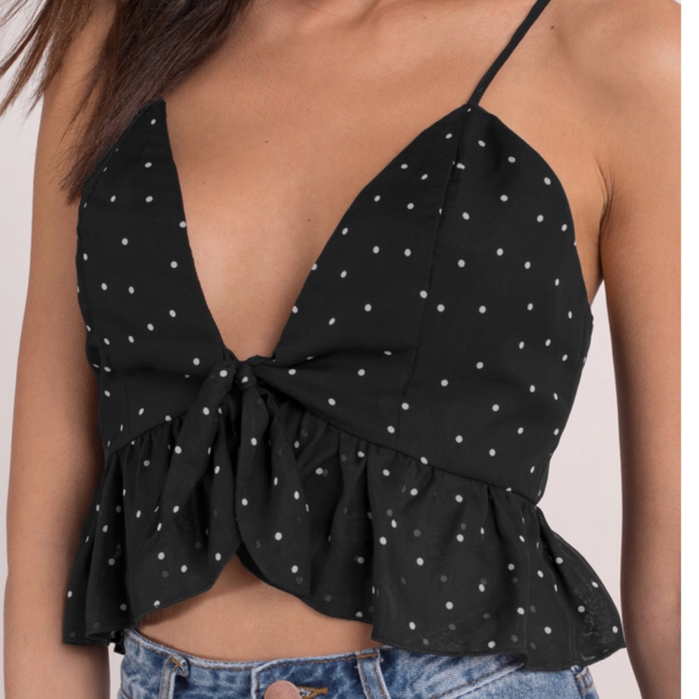Black and white crop top
